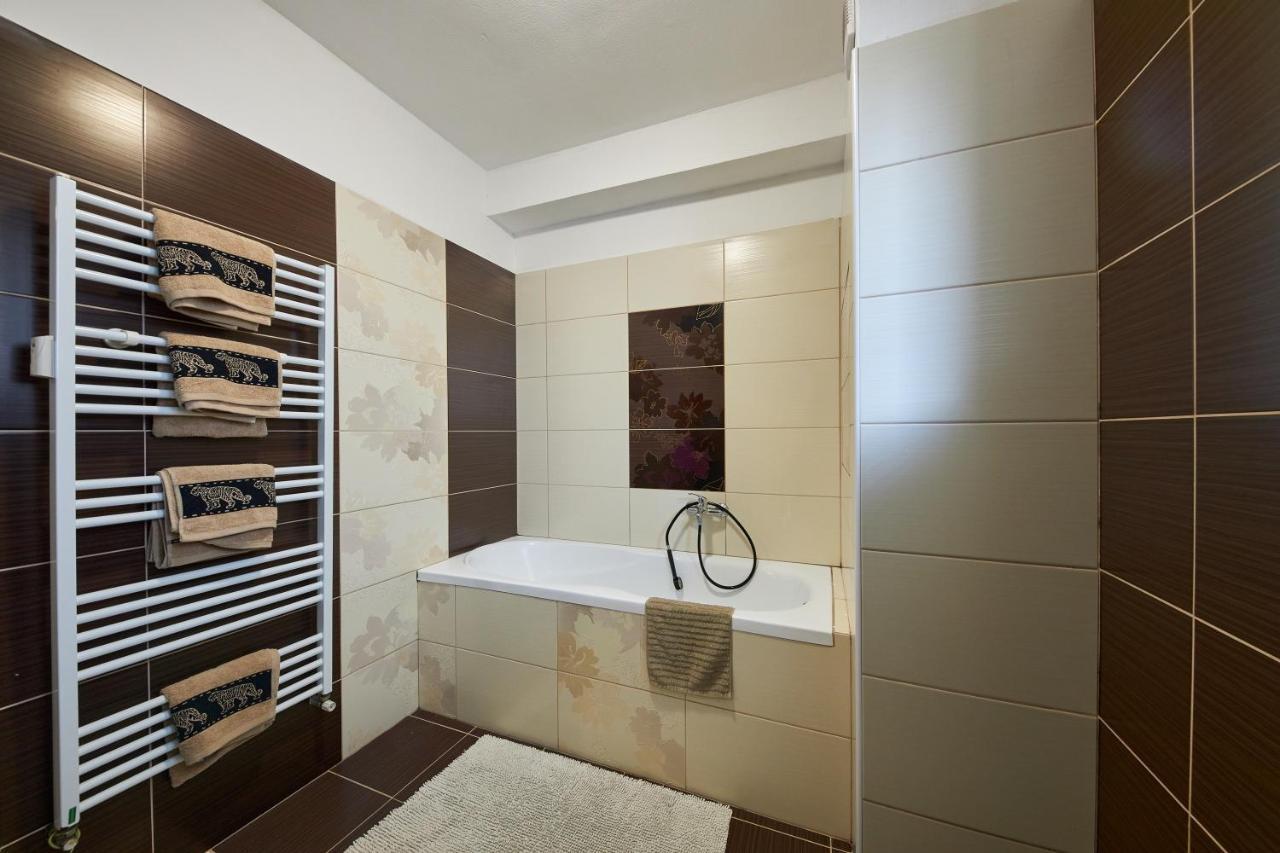 Relax Apartment ブラチスラヴァ エクステリア 写真