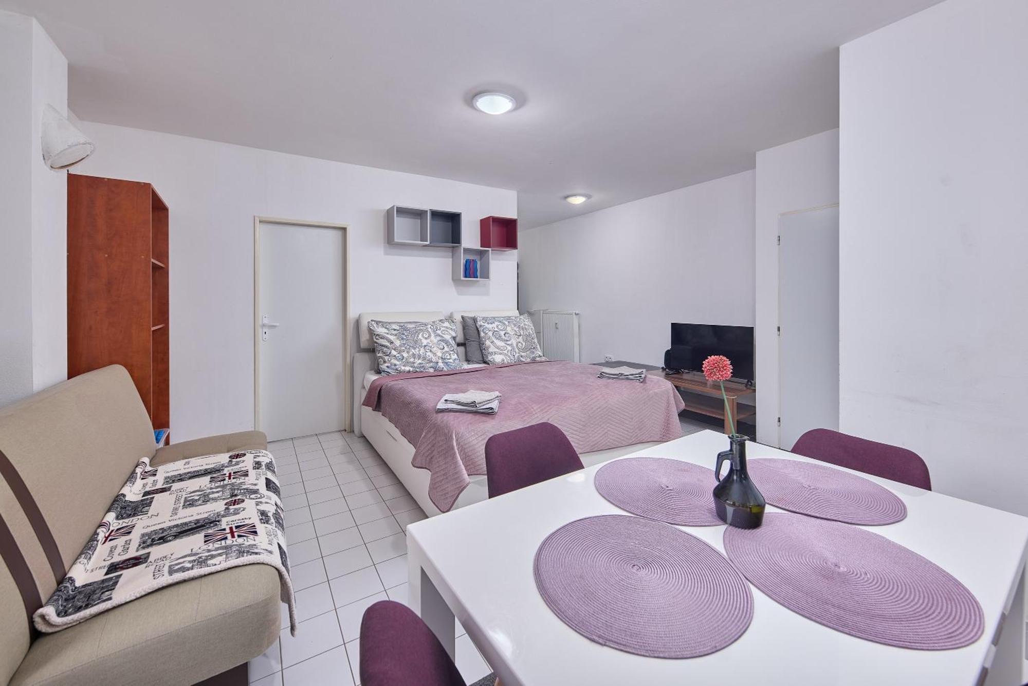 Relax Apartment ブラチスラヴァ エクステリア 写真